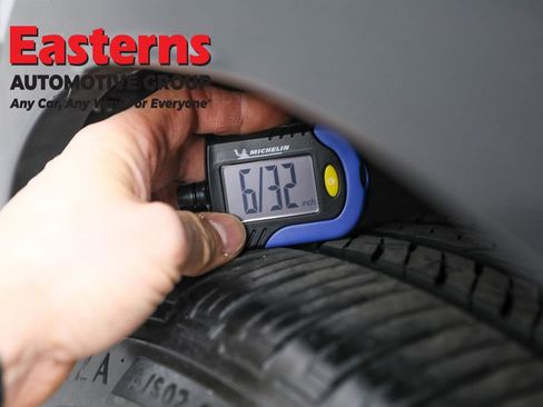 Used 2022 Volkswagen ID.4 Pro S w/ Gradient Package image 27