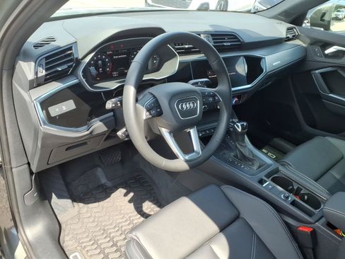 Used 2025 Audi Q3 2.0T Premium w/ Convenience Package AWD/4WD image 27