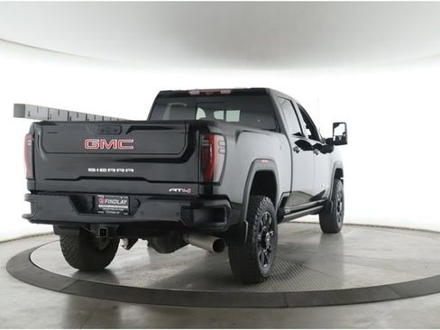 Used 2024 GMC Sierra 2500 AT4 w/ AT4 Premium Plus Package AWD/4WD image 7
