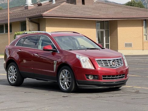 Used 2014 Cadillac SRX Premium AWD/4WD image 3