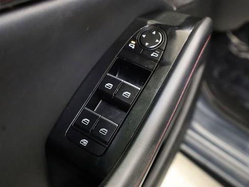 Used 2023 MAZDA MAZDA3 s image 16