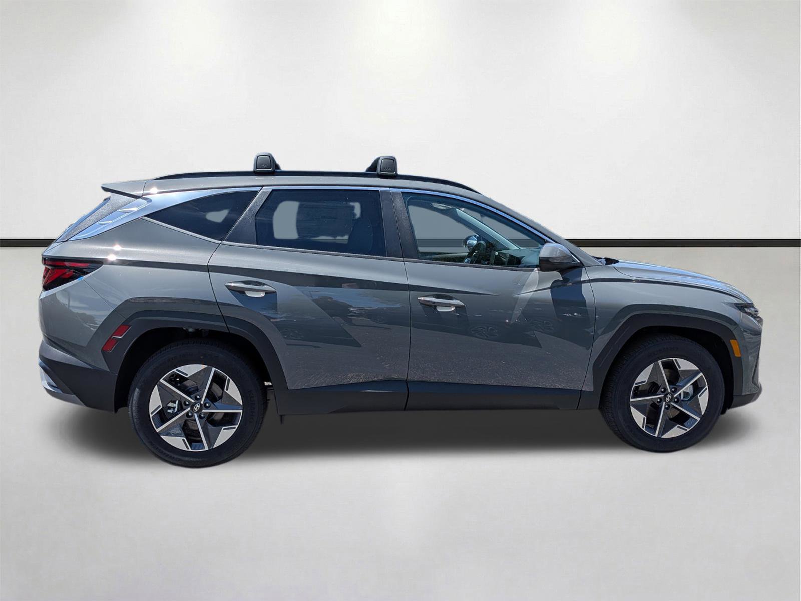 New 2026 Hyundai Tucson SEL FWD image 3