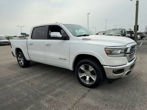 Used 2021 RAM 1500 Laramie AWD/4WD image 2