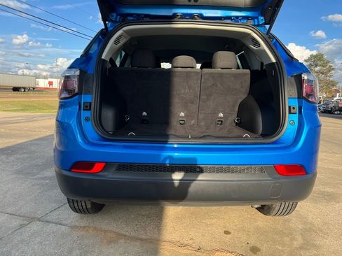 Used 2020 Jeep Compass Sport image 14