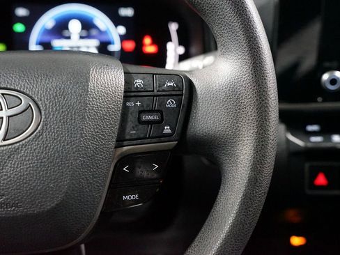 Certified 2025 Toyota Camry LE w/ Convenience Package image 13