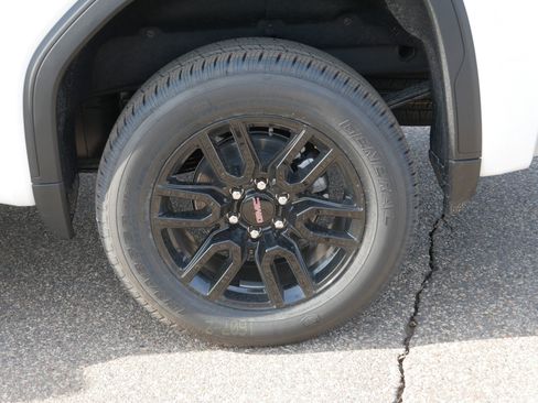 New 2026 GMC Sierra 1500 Elevation w/ Preferred Package AWD/4WD image 3