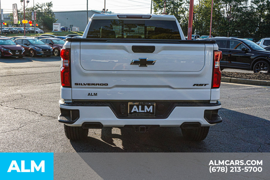 Used 2021 Chevrolet Silverado 1500 RST w/ Redline Edition AWD/4WD image 10