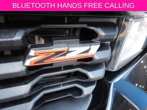 Used 2022 Chevrolet Silverado 1500 Custom Trail Boss w/ LPO, Dark Essentials Package AWD/4WD image 11