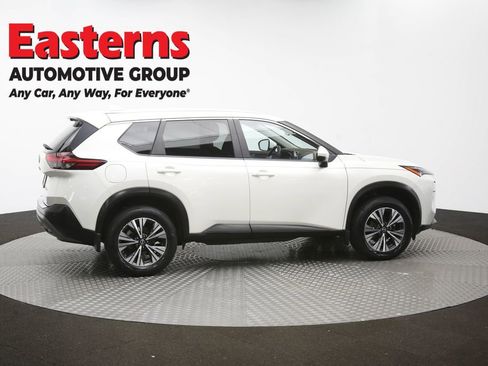 Used 2023 Nissan Rogue SV AWD/4WD image 43