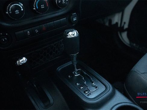 Used 2016 Jeep Wrangler Unlimited Sport w/ Quick Order Package 24S image 19