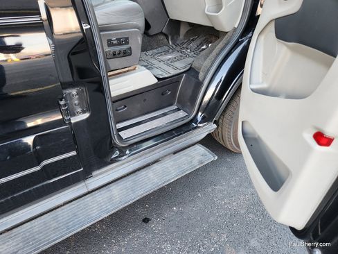 Used 2019 Ford Transit 150 148 Low Roof w/ Exterior Upgrade Package RWD image 54