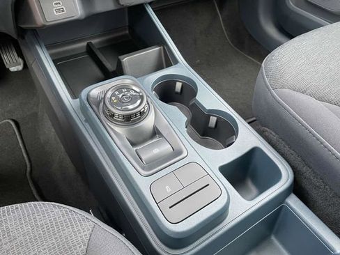 New 2025 Ford Maverick XL image 13