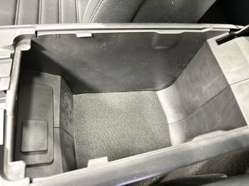 Used 2020 Ford Fusion SE FWD image 35