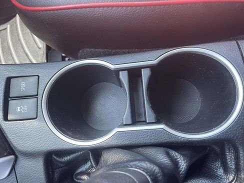 Used 2015 Toyota Corolla S image 23