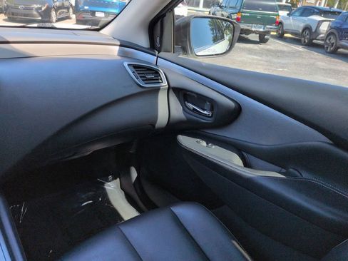 Used 2022 Nissan Murano SV FWD image 17