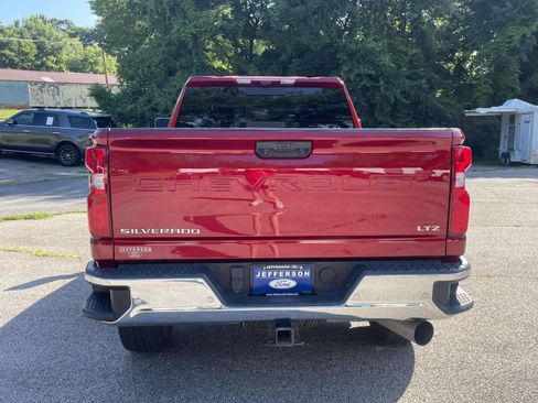 Used 2024 Chevrolet Silverado 2500 LTZ w/ LTZ Premium Package AWD/4WD image 4