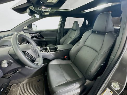 Used 2023 Toyota bZ4X XLE image 13