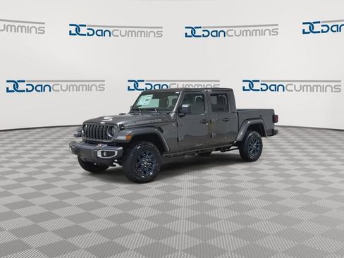 New 2026 Jeep Gladiator Mojave AWD/4WD image 4