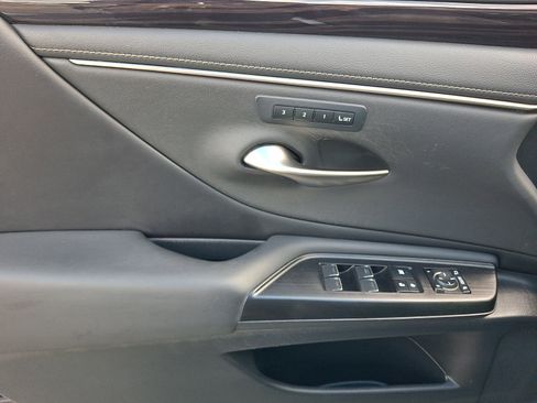 Certified 2021 Lexus ES 250 w/ Premium Package AWD/4WD image 14