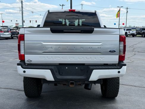 Used 2019 Ford F350 Platinum w/ Platinum Ultimate Package AWD/4WD image 7
