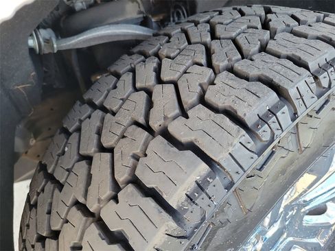 Used 2022 Chevrolet Silverado 1500 LTZ w/ LTZ Premium Package image 34