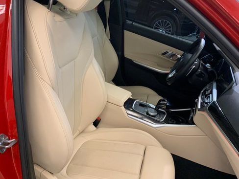 Used 2022 BMW 330i xDrive Sedan w/ Premium Package 2 AWD/4WD image 21