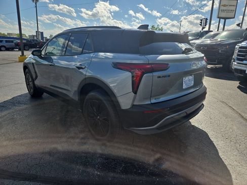 Certified 2025 Chevrolet Blazer EV LT AWD/4WD image 5