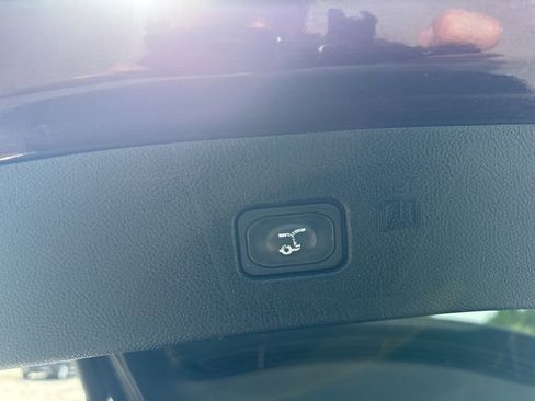 Used 2022 Ford Edge SEL w/ Convenience Package image 26