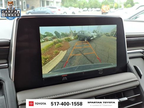 Used 2023 GMC Yukon XL SLT AWD/4WD image 26