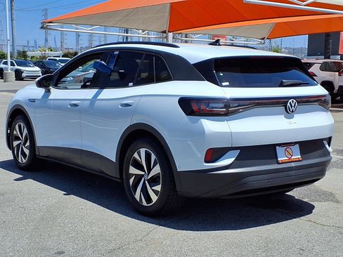 Used 2023 Volkswagen ID.4 Pro RWD image 4