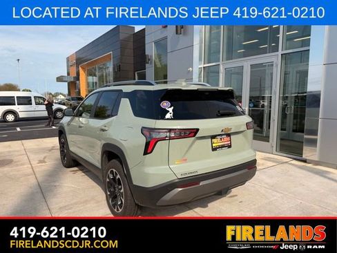 Used 2025 Chevrolet Equinox LT w/ Convenience Package II FWD image 4