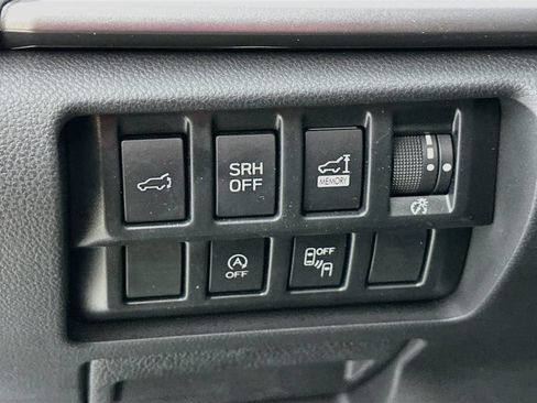 Used 2021 Subaru Forester Premium AWD/4WD image 15