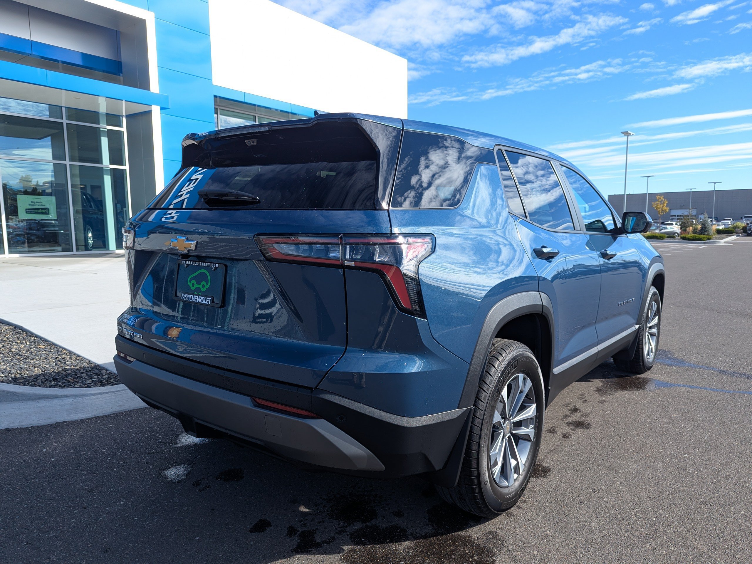 Certified 2026 Chevrolet Equinox LT w/ Convenience Package II AWD/4WD image 39