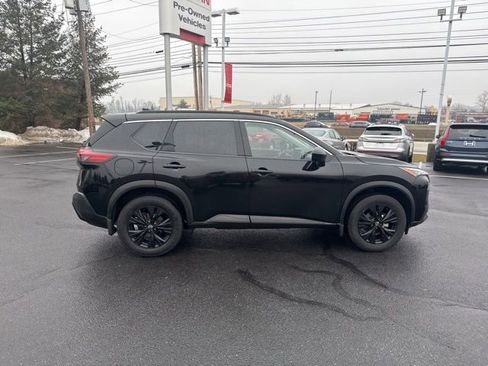 Certified 2023 Nissan Rogue SV w/ SV Premium B Package image 8