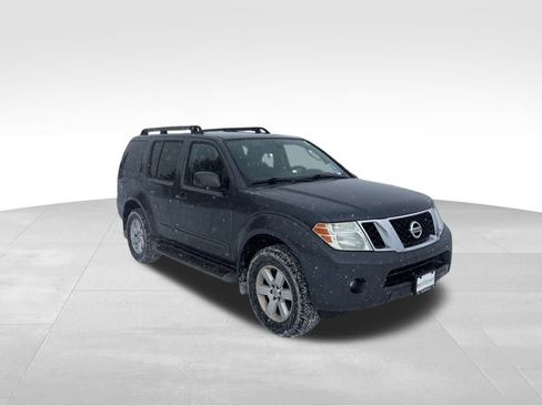 Used 2012 Nissan Pathfinder SV image 4