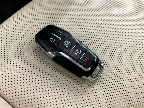 Used 2016 Lincoln MKC Reserve AWD/4WD image 35