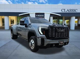 Used 2025 GMC Sierra 3500 Denali Ultimate AWD/4WD video 1
