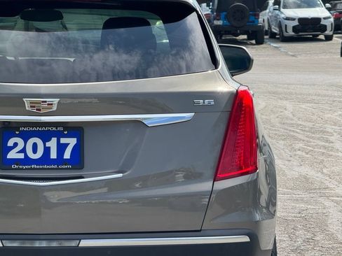 Used 2017 Cadillac XT5 Luxury w/ Driver Awareness Package AWD/4WD image 5