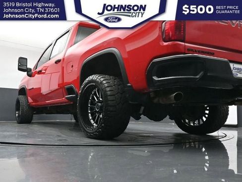 Used 2022 Chevrolet Silverado 2500 Custom w/ Custom Value Package AWD/4WD image 30