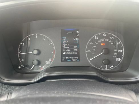 Used 2025 Toyota Corolla LE image 38