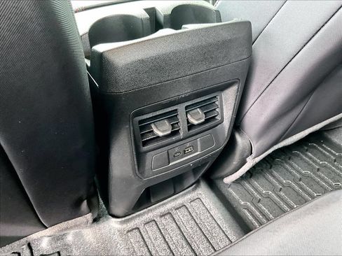 Used 2024 Chevrolet Colorado Z71 w/ Advanced Trailering Package AWD/4WD image 27