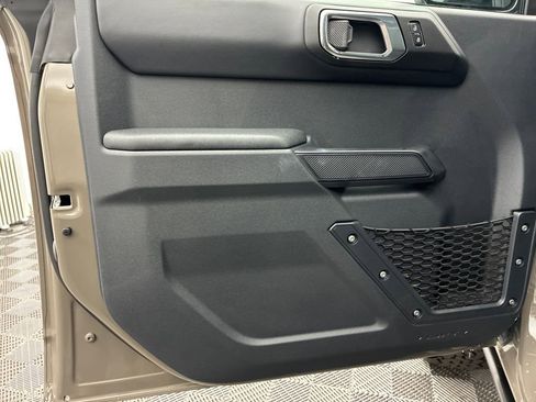 New 2025 Ford Bronco Badlands image 15