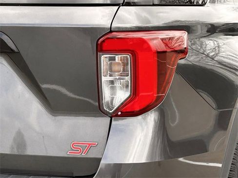 Used 2020 Ford Explorer ST w/ ST Street Pack image 7