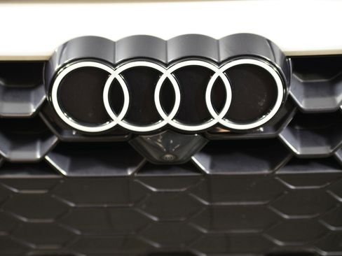 Used 2025 Audi A3 2.0T Premium Plus w/ Premium Plus Package image 17