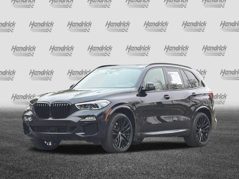 Used 2021 BMW X5 M50i w/ Executive Package image 9