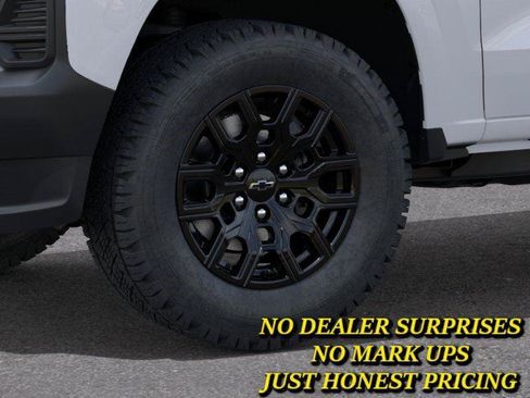 New 2026 Chevrolet Colorado W/T w/ WT Custom Package RWD image 9