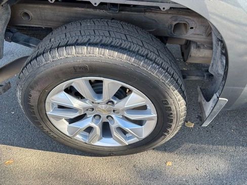 Used 2021 Chevrolet Silverado 1500 Custom image 35