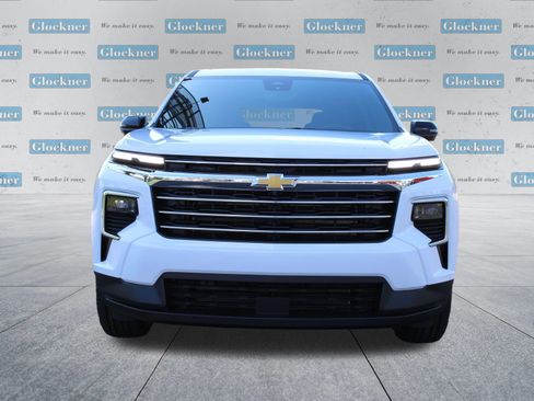 New 2026 Chevrolet Traverse LT w/ Driver Confidence Package image 2