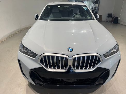 Used 2026 BMW X6 xDrive40i AWD/4WD image 8