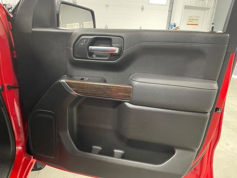 Used 2022 GMC Sierra 1500 SLE w/ Driver Alert Package II image 25